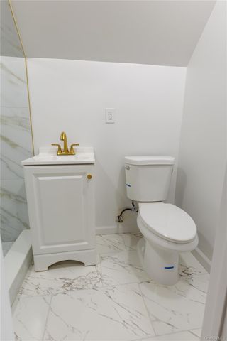 58 Norfleet Lane, Coram, NY 11727