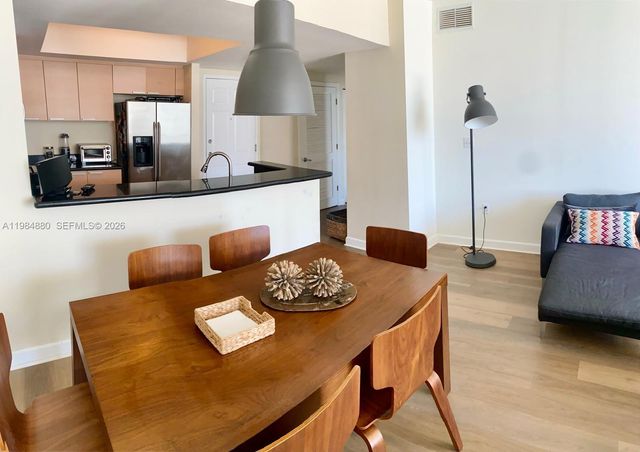 140 S Dixie Hwy 704, Hollywood, FL 33020