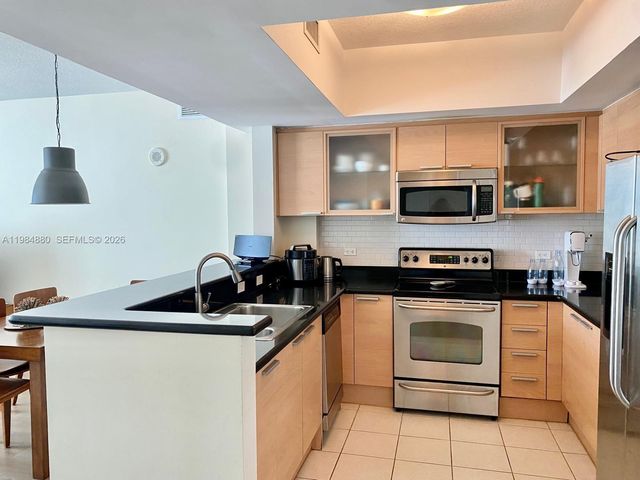 140 S Dixie Hwy 704, Hollywood, FL 33020