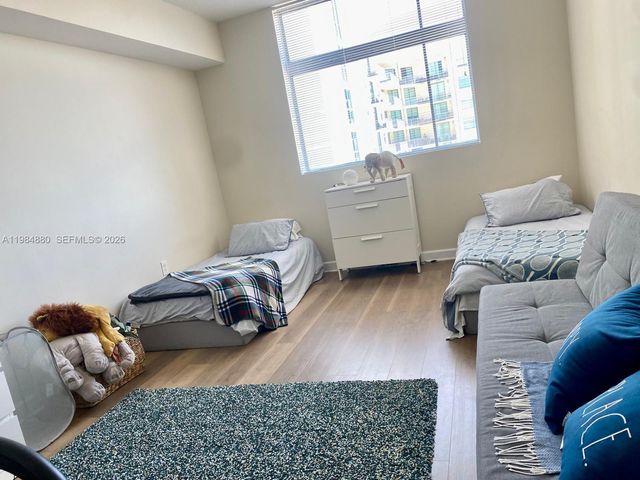 140 S Dixie Hwy 704, Hollywood, FL 33020