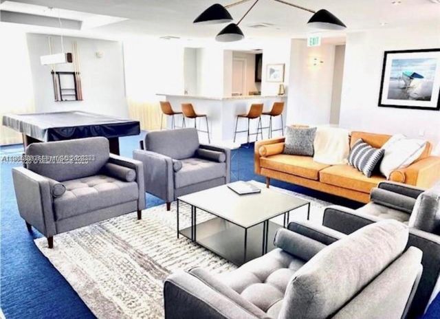 140 S Dixie Hwy 704, Hollywood, FL 33020