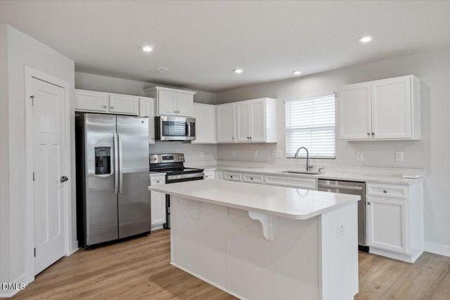 8588 Kenridge Lane, Fuquay Varina, NC 27526