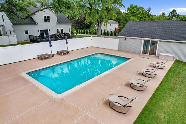 5580 Textile Road, Ypsilanti, MI 48197