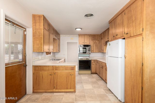 1112 N OLIVE Avenue, Casa Grande, AZ 85122