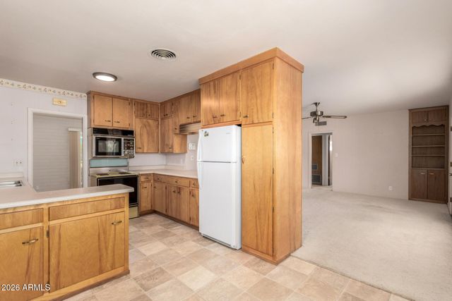 1112 N OLIVE Avenue, Casa Grande, AZ 85122