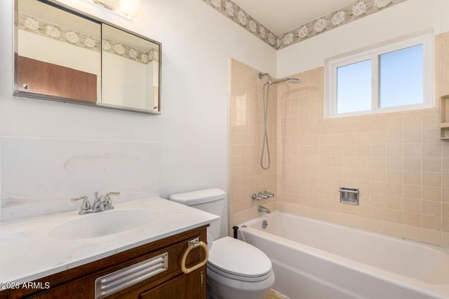 1112 N OLIVE Avenue, Casa Grande, AZ 85122