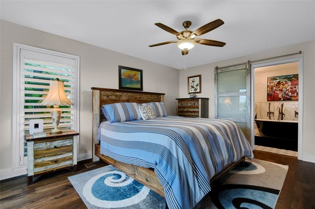 218 Island View Drive, Pottsboro, TX 75076