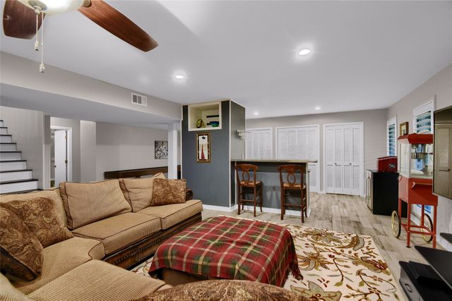 218 Island View Drive, Pottsboro, TX 75076