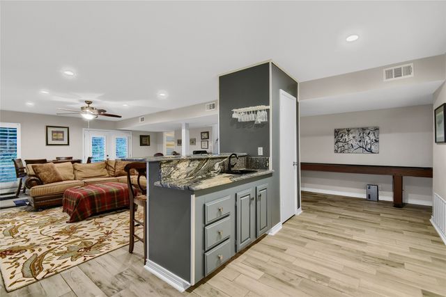 218 Island View Drive, Pottsboro, TX 75076