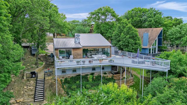 218 Island View Drive, Pottsboro, TX 75076