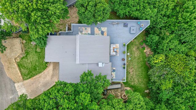 218 Island View Drive, Pottsboro, TX 75076