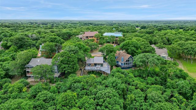 218 Island View Drive, Pottsboro, TX 75076
