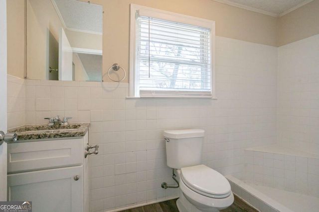 2190 Greystone Way, Decatur, GA 30032