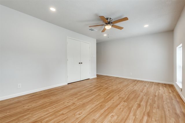 9535 Crestshire Drive, Dallas, TX 75227