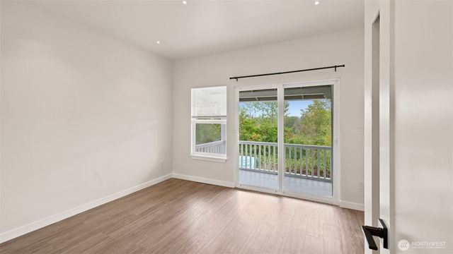 3315 E Grandview Avenue, Tacoma, WA 98404
