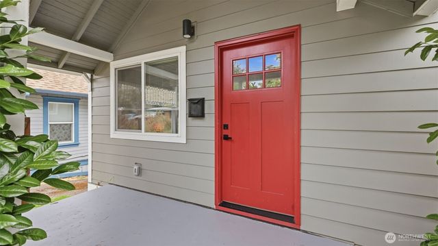 3315 E Grandview Avenue, Tacoma, WA 98404