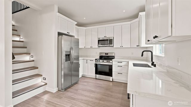 3315 E Grandview Avenue, Tacoma, WA 98404