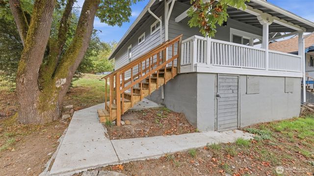 3315 E Grandview Avenue, Tacoma, WA 98404