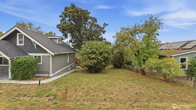 3315 E Grandview Avenue, Tacoma, WA 98404