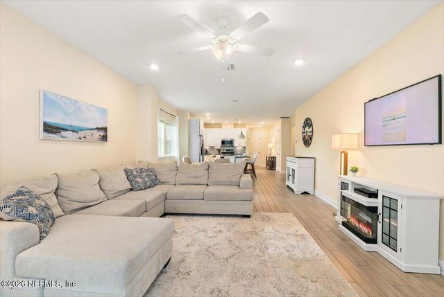 553 VISTA LAKE Circle, Ponte Vedra, FL 32081