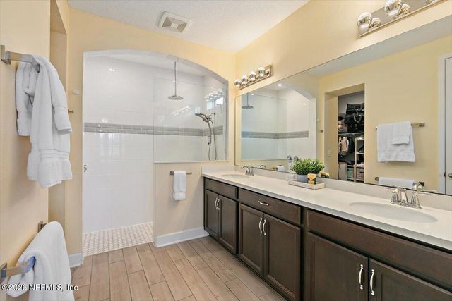 553 VISTA LAKE Circle, Ponte Vedra, FL 32081