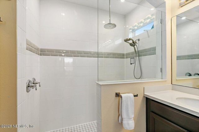 553 VISTA LAKE Circle, Ponte Vedra, FL 32081