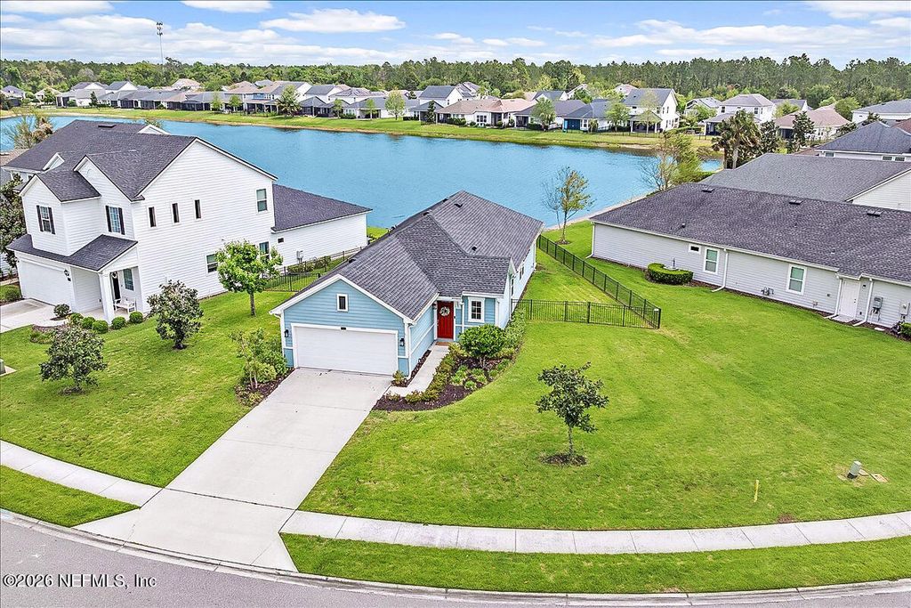 553 VISTA LAKE Circle, Ponte Vedra, FL 32081