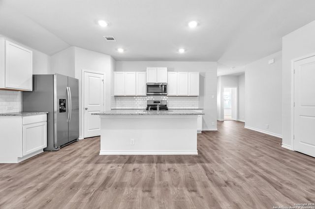 21231 Watercourse Way, San Antonio, TX 78266