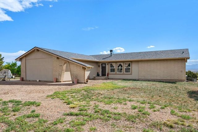 1259 S Winterhaven Dr, Pueblo West, CO 81007