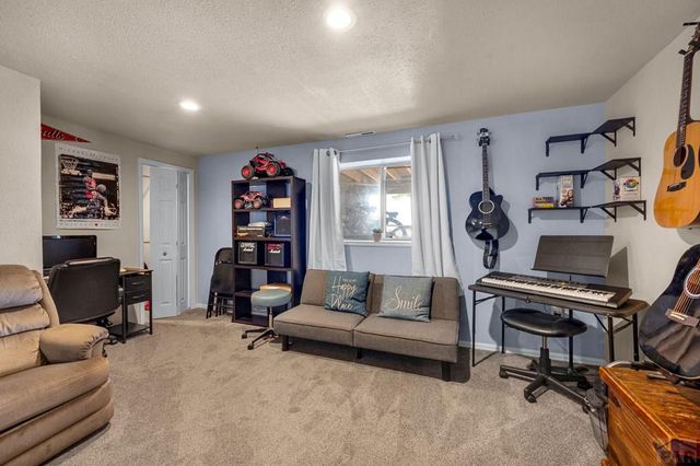 1259 S Winterhaven Dr, Pueblo West, CO 81007