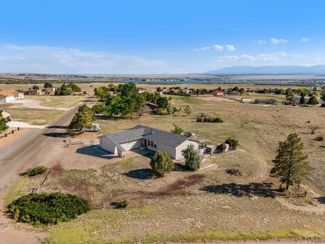 1259 S Winterhaven Dr, Pueblo West, CO 81007