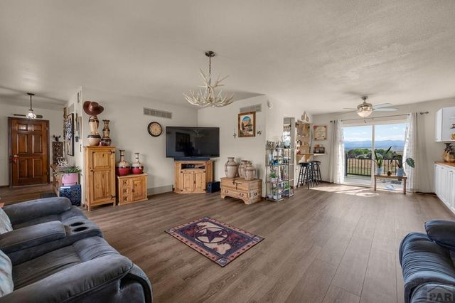 1259 S Winterhaven Dr, Pueblo West, CO 81007