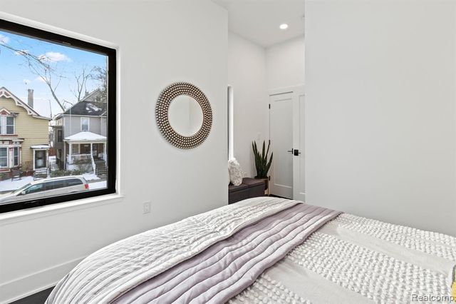 5232 Avery Street 3, Detroit, MI 48208