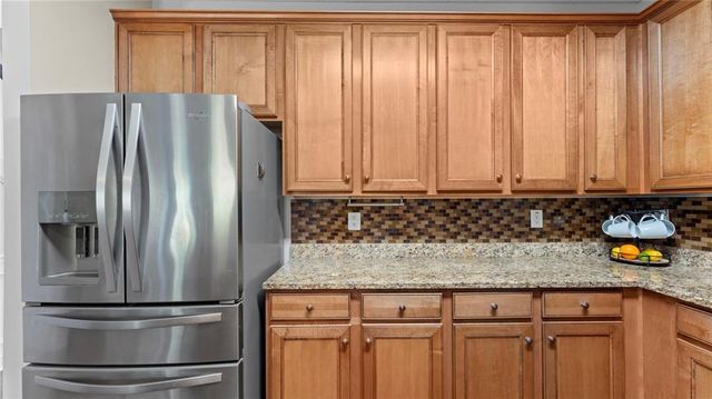 501 Lost Creek Drive, Woodstock, GA 30188