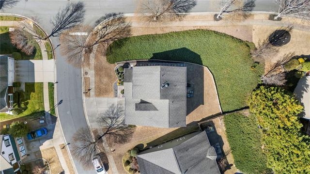 501 Lost Creek Drive, Woodstock, GA 30188