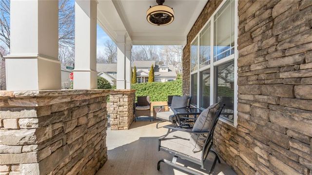 501 Lost Creek Drive, Woodstock, GA 30188