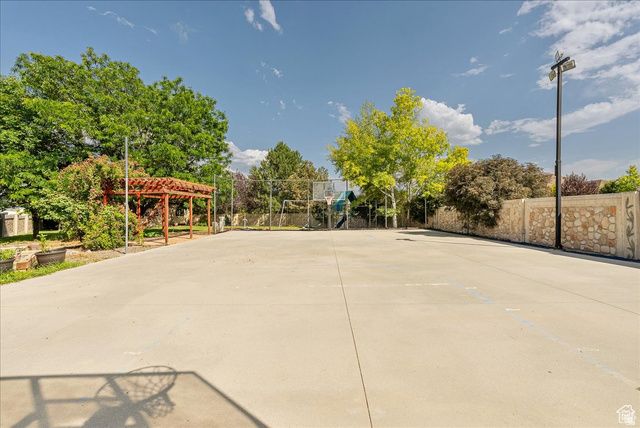 2602 W 11625 S, Riverton, UT 84095