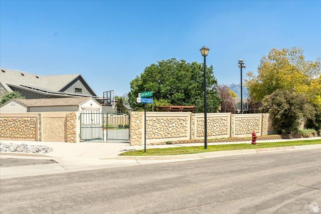 2602 W 11625 S, Riverton, UT 84095