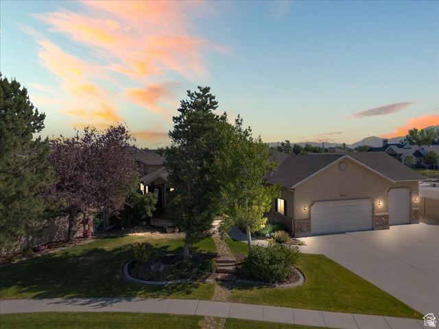 2602 W 11625 S, Riverton, UT 84095