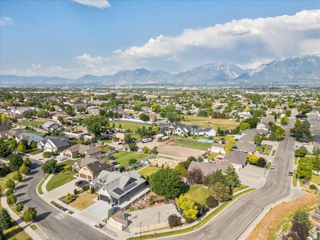 2602 W 11625 S, Riverton, UT 84095