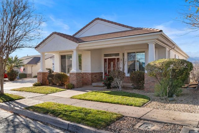 1866 W WIDE RIVER DR, St. George, UT 84790