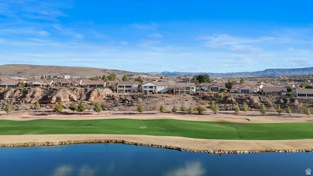 1866 W WIDE RIVER DR, St. George, UT 84790