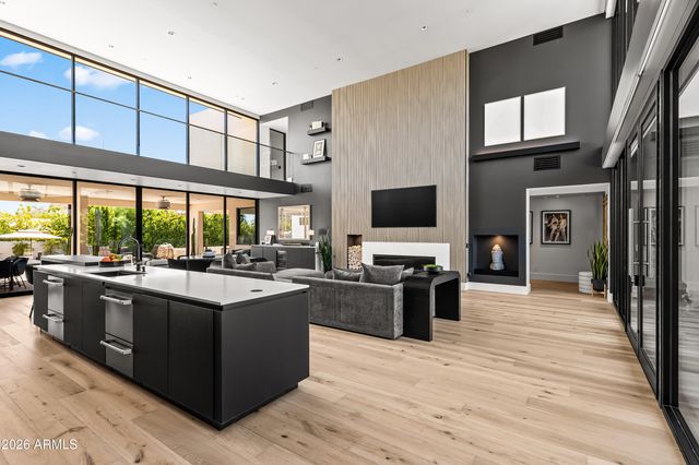 5143 E EXETER Boulevard, Phoenix, AZ 85018