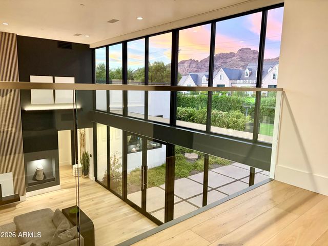 5143 E EXETER Boulevard, Phoenix, AZ 85018