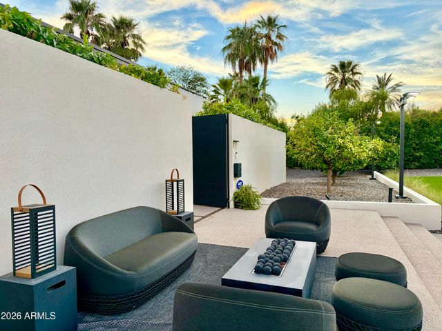 5143 E EXETER Boulevard, Phoenix, AZ 85018