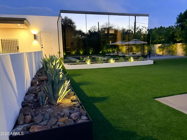 5143 E EXETER Boulevard, Phoenix, AZ 85018