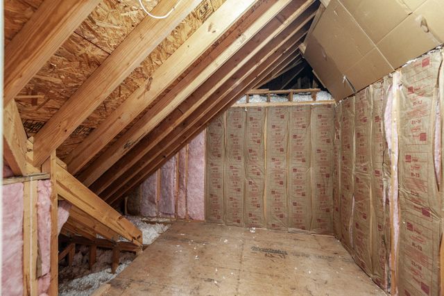 5563 Stacy Springs Rd, Springfield, TN 37172