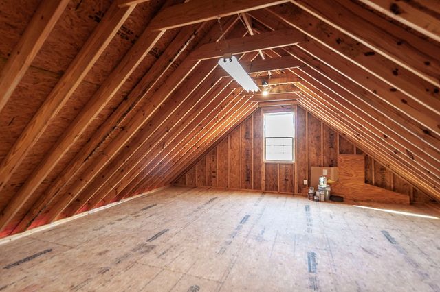 5563 Stacy Springs Rd, Springfield, TN 37172