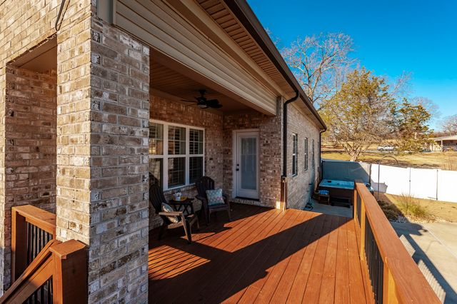 5563 Stacy Springs Rd, Springfield, TN 37172