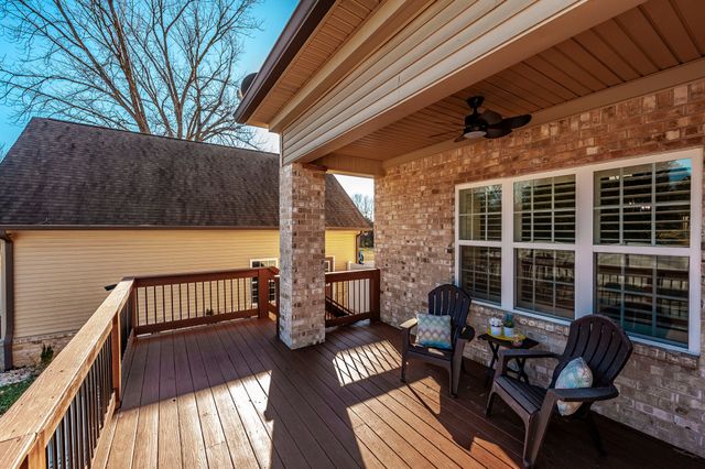 5563 Stacy Springs Rd, Springfield, TN 37172